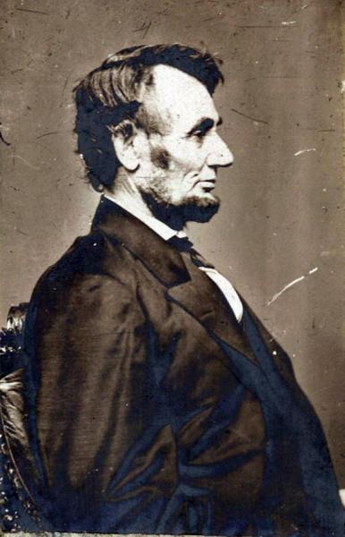 Brady profile photograph of Lincoln Brady profile photograph of Lincoln